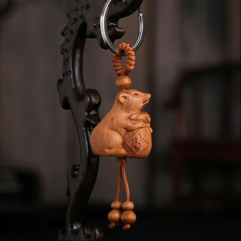 1 × Mini Car Keychain Chinese 12 Zodiac Animal Wood Carving Retro Pendant Decor