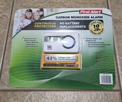 First Alert Carbon Monoxide Alarm  CO1210CP1 White  Continuous Protect