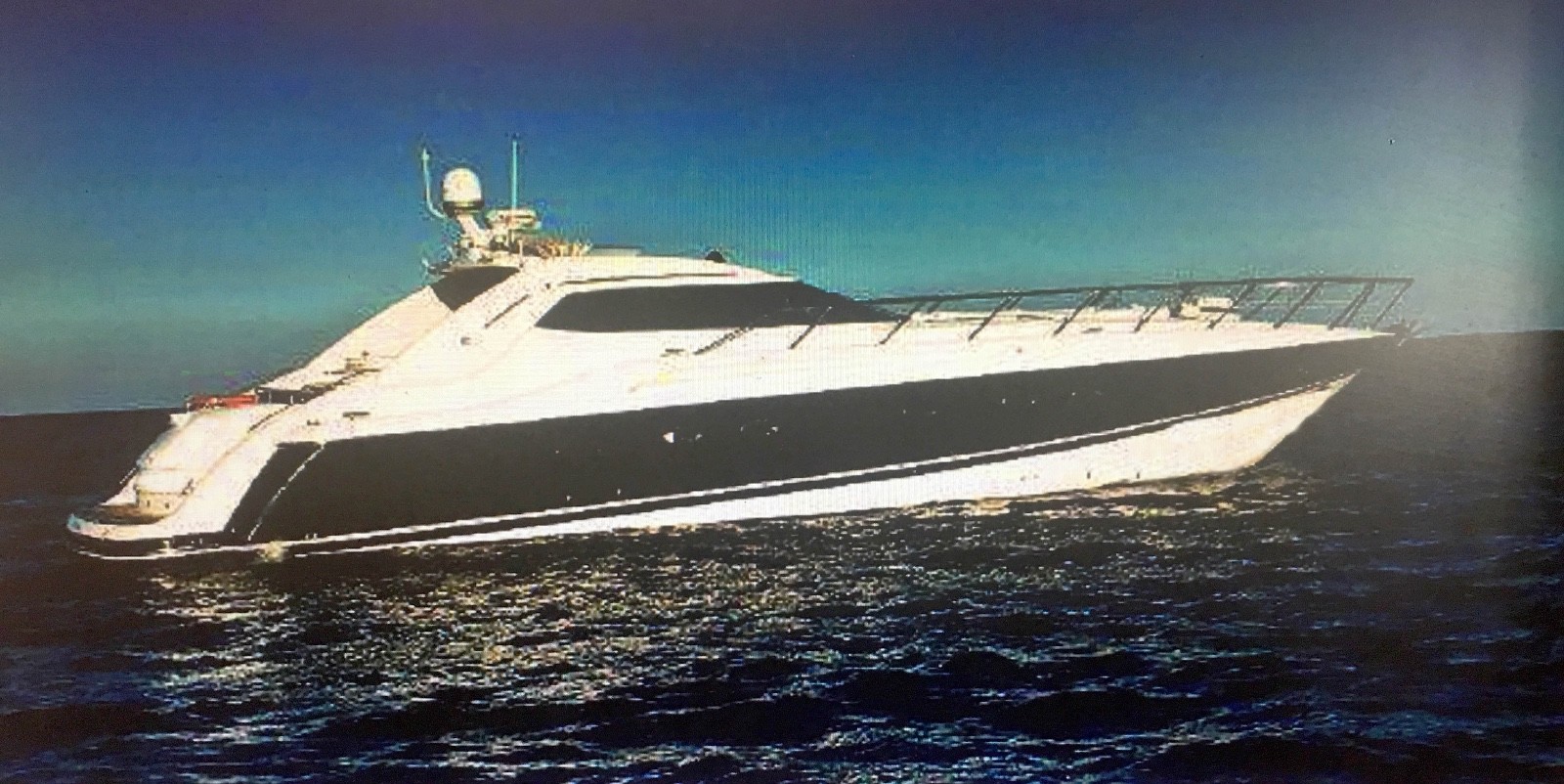 63' Sunseeker Predator