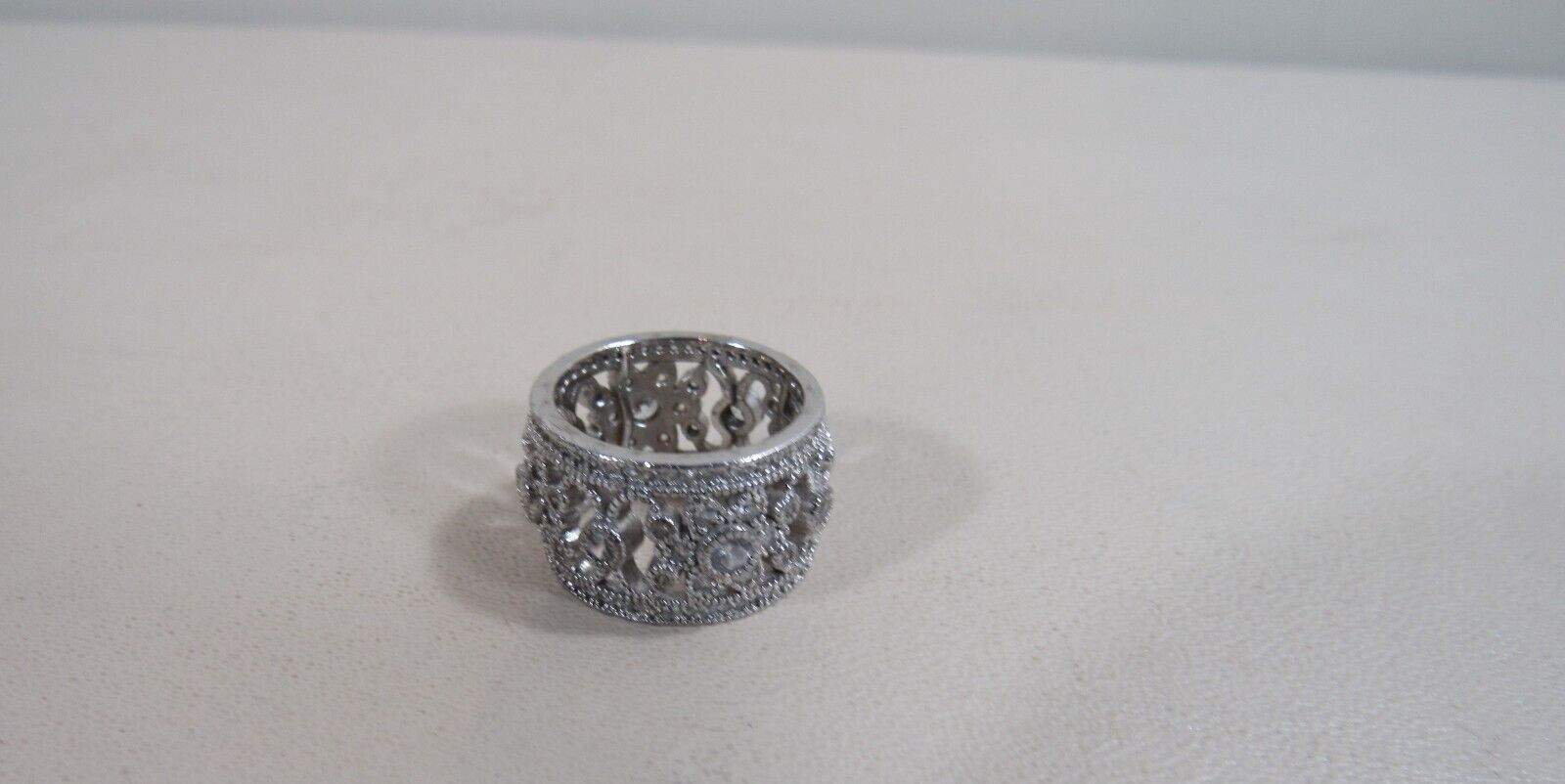 Signed FZN CN 925 Sterling Silver Ring/Band with Openwork