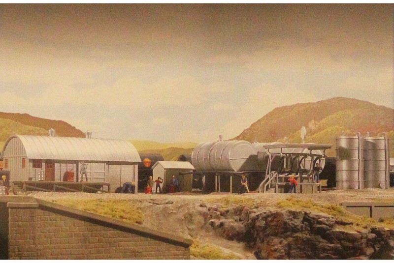 Walthers Cornerstone N Scale Building/Structure Kit Interstate Fuel & Oil