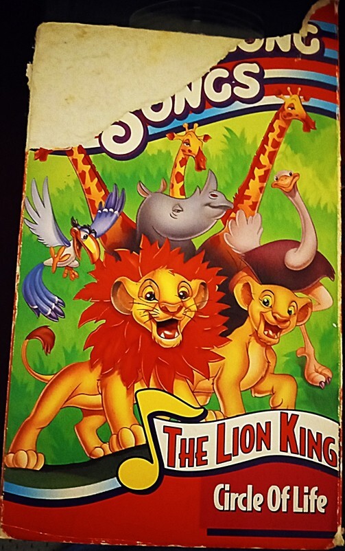 ☆Disney☆ ライオンキング VHS風 ピアス DISNEY VHS OF SING ALONG SONGS CIRCLE OF LIFE THE LION KING