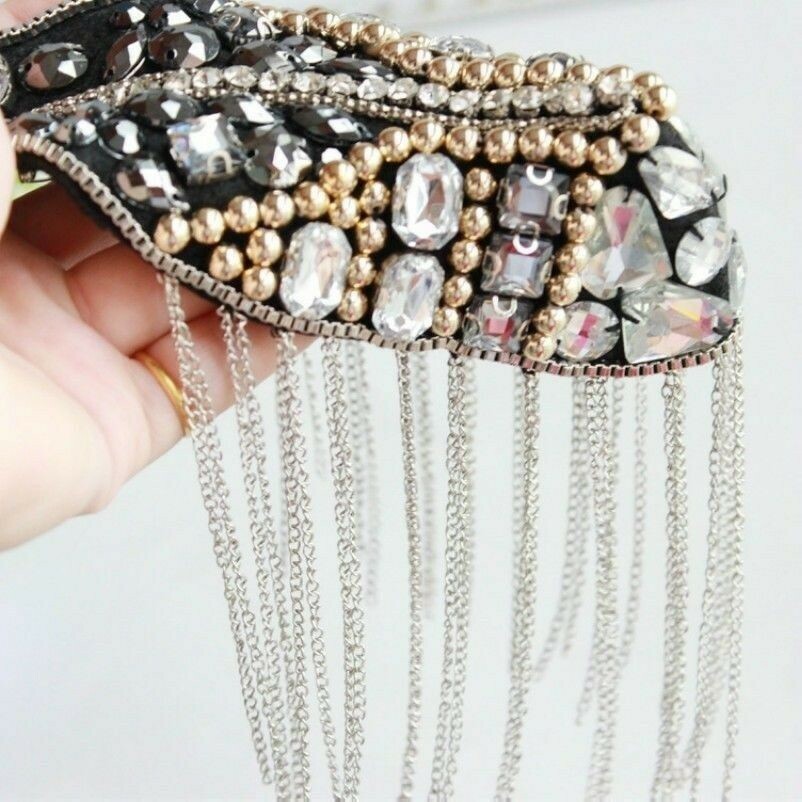 1 Pair Retro Crystal Metal Tassel Epaulet Shoulder Board Brooches Punk Accessory