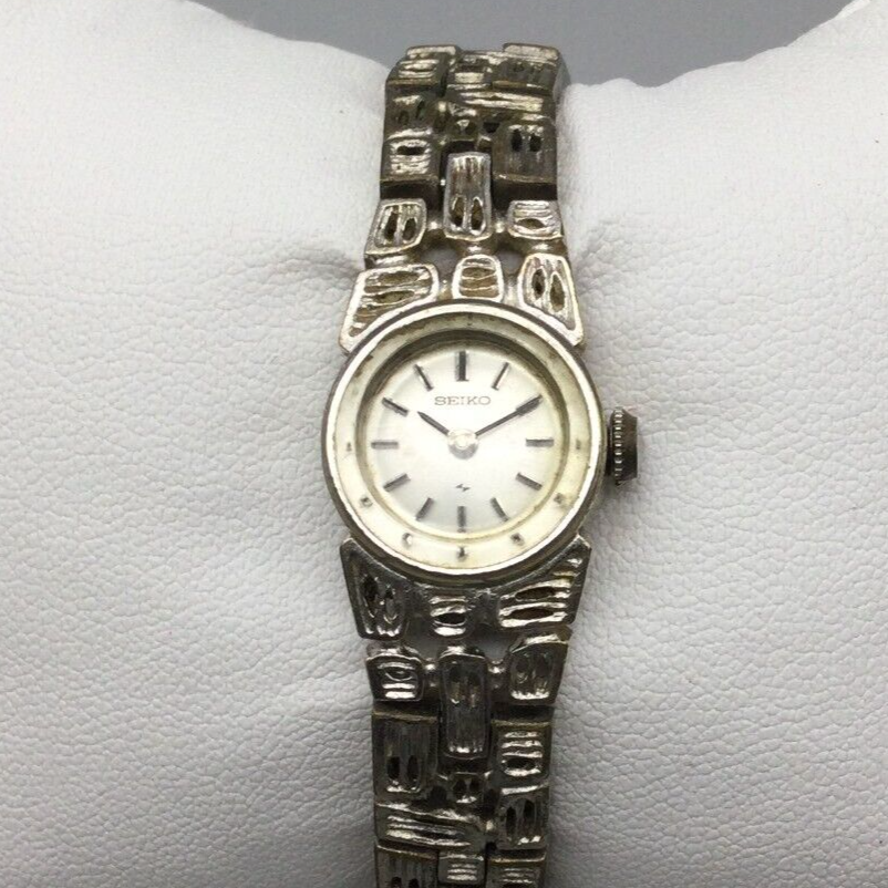 TOKKOページ Vtg Seiko Watch Women 16mm Silver Tone Textured Band 11-0549