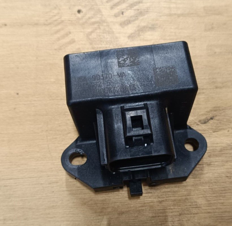 Boitier Module Pompe Carburant Ford Mustang 6 Iv 2020 5.0 V8 Ph 2 Fu5a-9d370-Ma