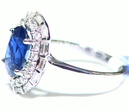 3.84CT 18K Gold Natural Sapphire Round White Diamond Engagement Ring Vintage
