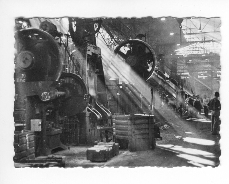 Renault Auto Factory Forge. Billancourt 1958. Vintage Photo G1360