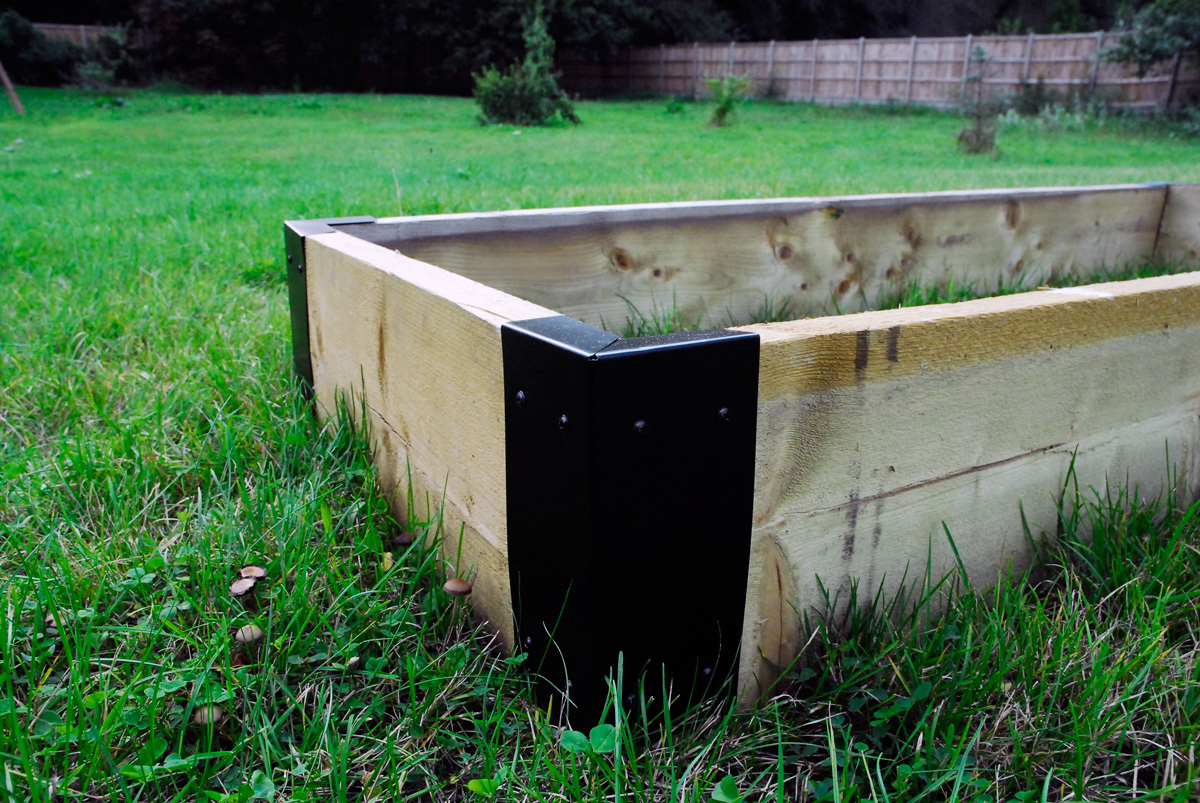 Large Corner Brackets Raised Bed Bedding Vegetable Planter 