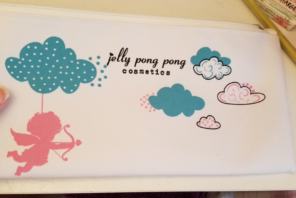 Jelly Pong Pong Cosmetics Supercharged Eyeshadow Brush Meech and Mia Flesh Bag