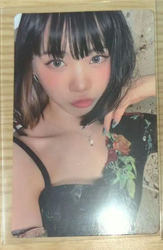 爆買い LE SSERAFIM Kim Chae Won weverse bonus photo card set K-POP K-POP・アジア