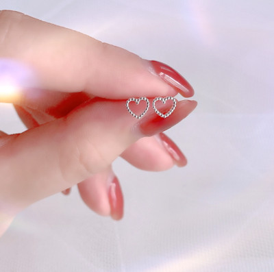Super Adorable Tiny Silver Love Heart Stud Earrings