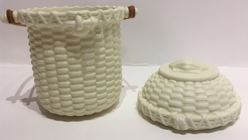 NANTUCKET PARTYLITE SHELL SEA  CERAMIC BASKET NIB  6