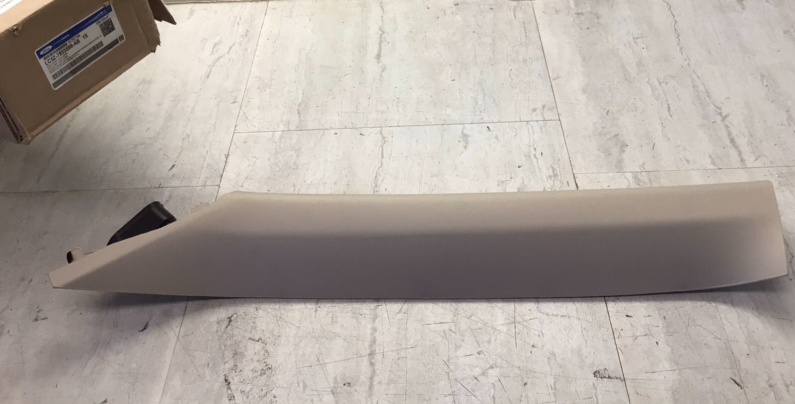 2020-2022 Lincoln Aviator OEM Windshield Pillar Trim LC5Z-7803599-AB