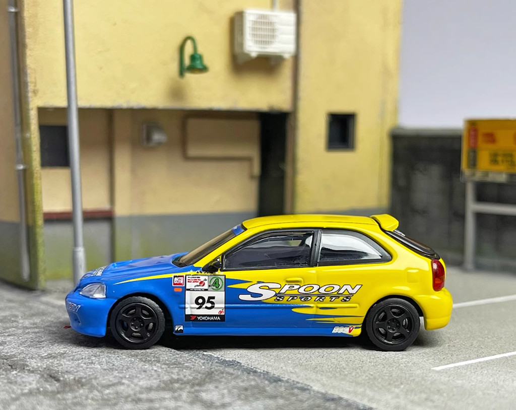 GB INNO 1:64 JDM Civic Type R EK9 Racing Sports Model
