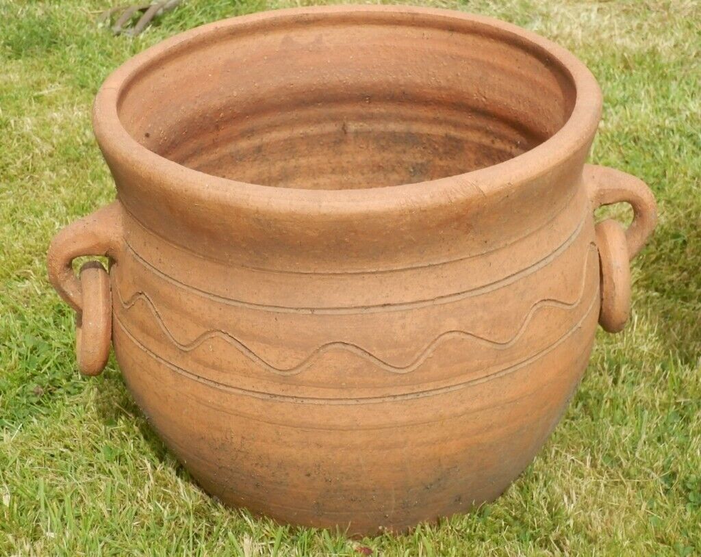 Vintage large terracotta  flower  plant pot  1970s in 