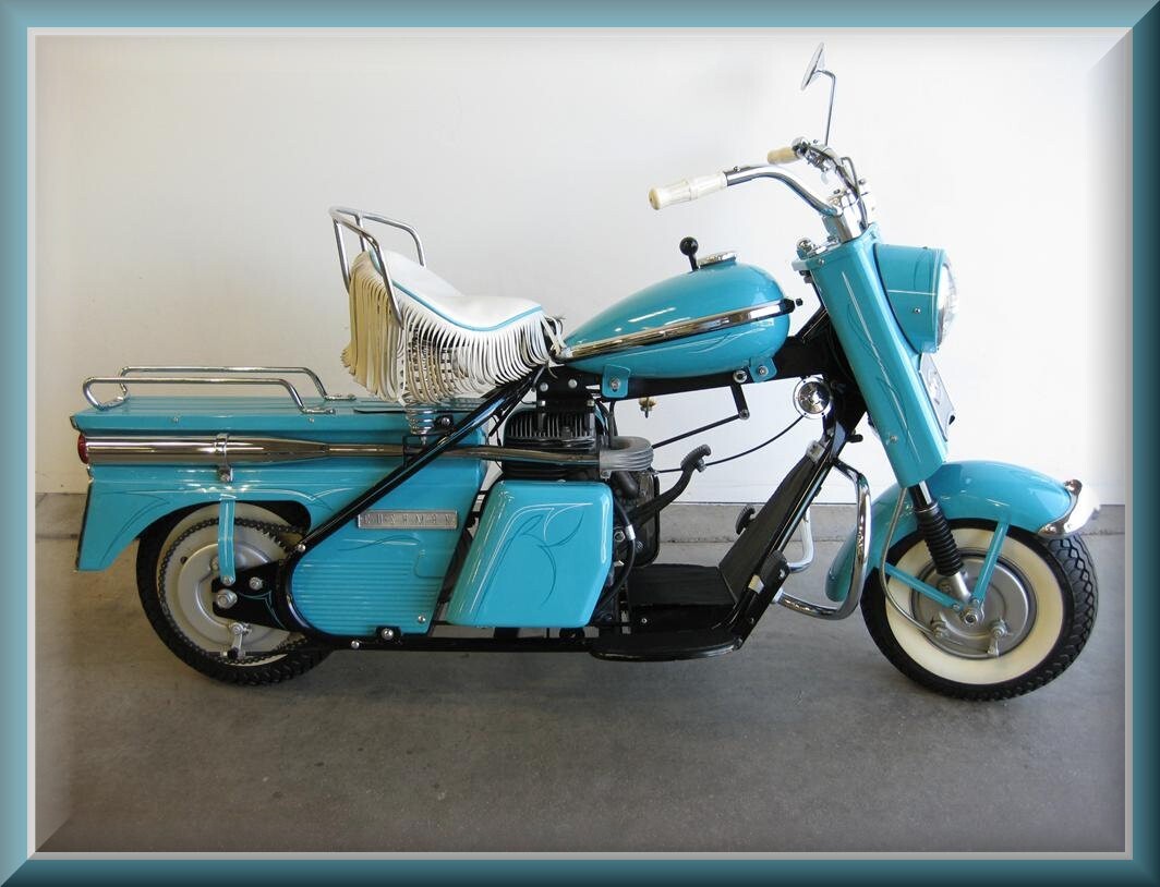 1959 Cushman Super Eagle motor scooter, Toolbox / Man Cave