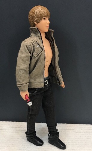 Lot Of 2! JUSTIN BIEBER Collectible Doll & NEW~Toothbrush (BOTH SING)