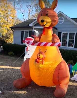 10 Ft GEMMY GIANT KANGAROO WITH JOEY IN POUCH AIRBLOWN LIGHTED YARD INFLATABLE