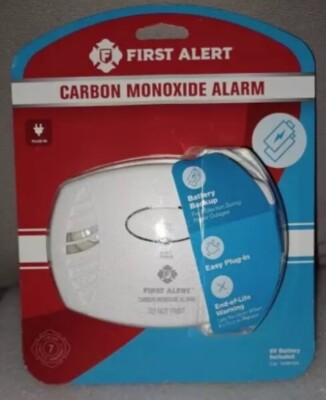First Alert Carbon Monoxide Alarm Plug In Battery Backup #1039734