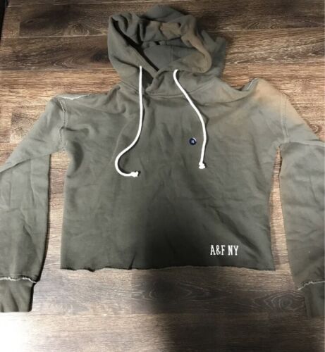 Abercrombie and top fitch cropped hoodie
