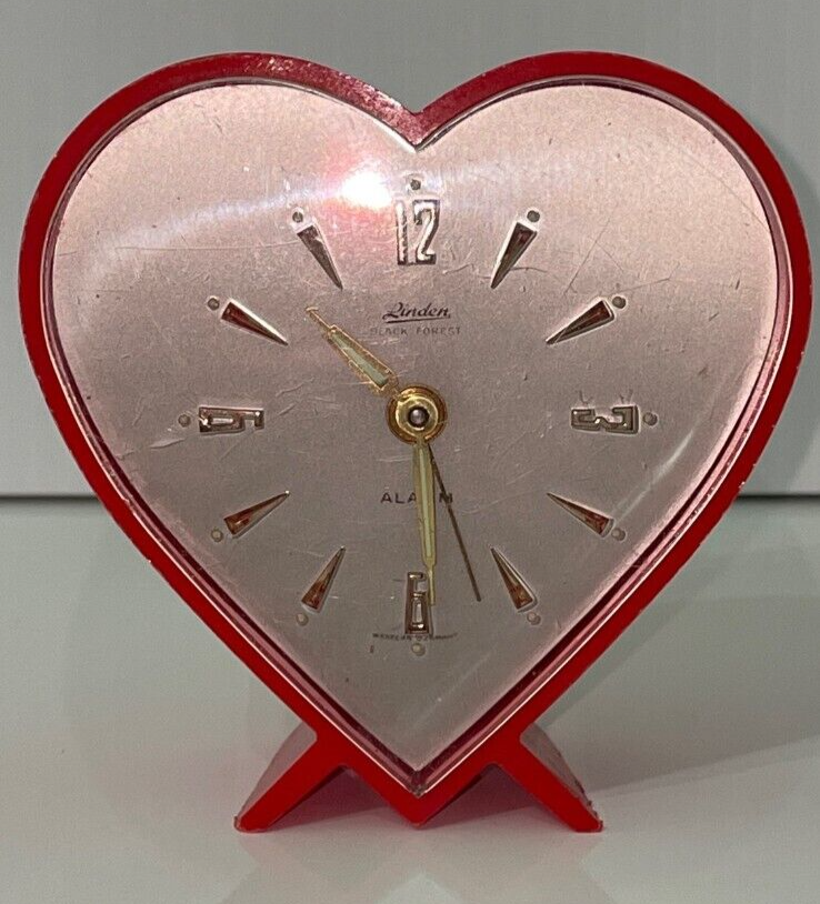 VTG Linden Black Forest Clock West Germany WORKS Glows Heart Shaped JCS