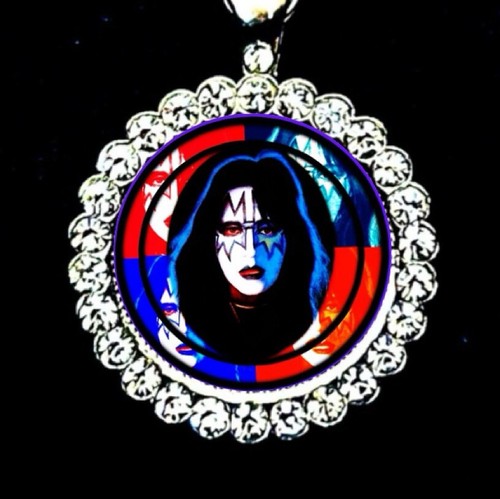 KISS Ace Frehley 直筆サイン パンフレット 半券 ステッカー KISS Ace Frehley 直筆サイン パンフレット 半券 ステッカー