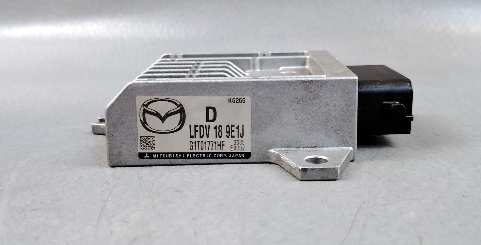 JUDE MAZDA PREMACY 2.0 TCM TRANSMISSION CONTROL MODULE TCU A/T LFDV 18