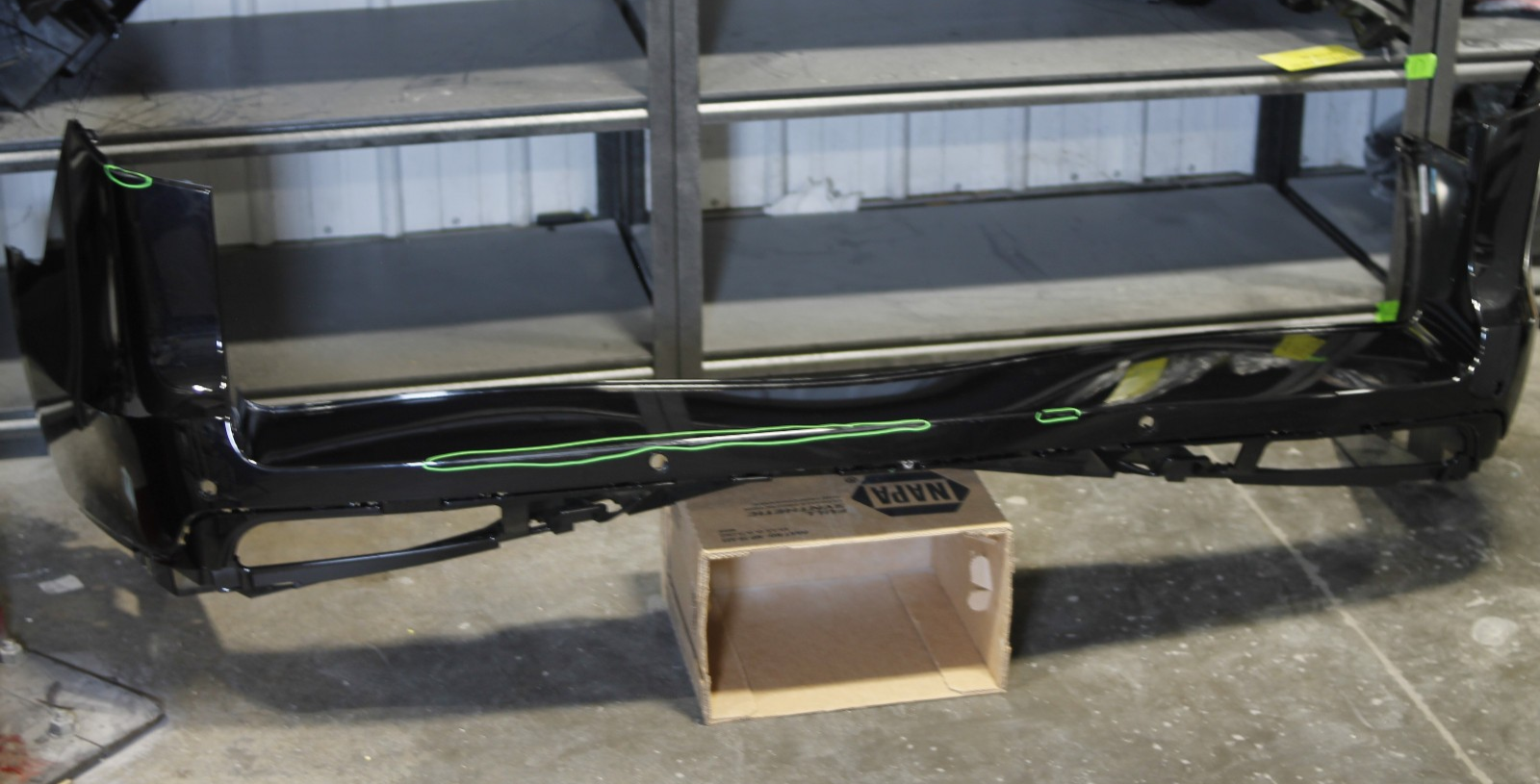 2025 Ford Expedition Platinum Rear Bumper Cover Oem