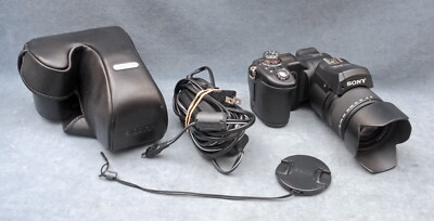 SONY CYBER-SHOT DSC-F828 DIGITAL CAMERA KIT - JAPANESE LANGUAGE ONLY!