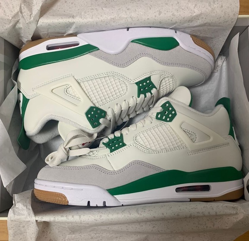 Nike Air Jordan 4 Retro SB Pine Green (Mens) – Sports Connection