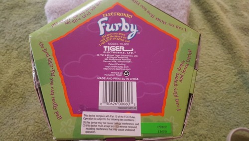 Furby NIB 1998  Tiger 70-800 Grey with pink ears white hair tuff