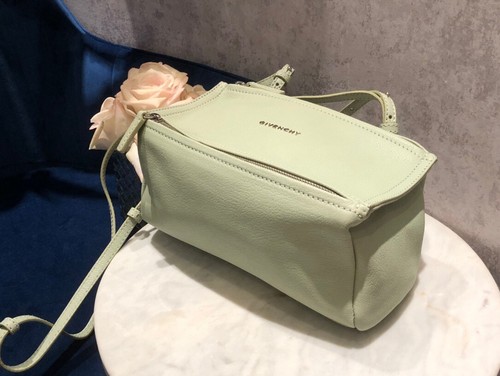 AUTH GIVENCHY PARIS MINT GREEN LEATHER MINI PANDORA SHOULDER