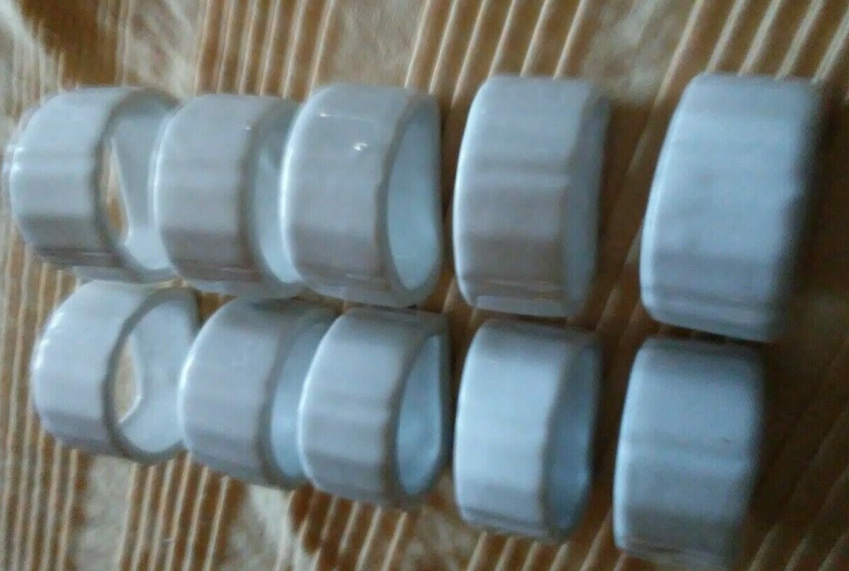 Set of 10 Ceramic Ribbon Grain Napkin Rings