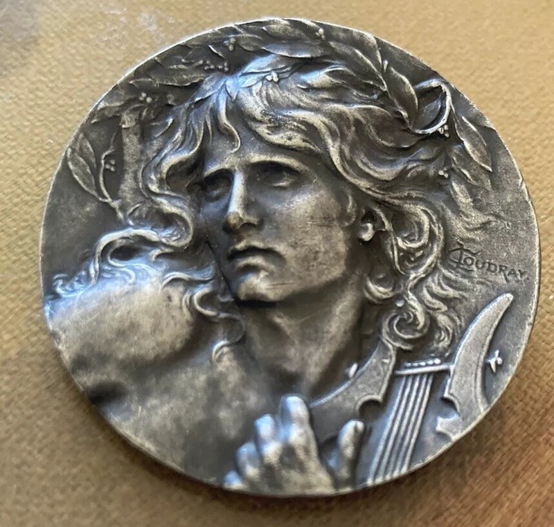 Ancienne Broche OrphÃ©E, Lucien Coudray, En Bronze ArgentÃ© 27 Grammes - 4,2cm