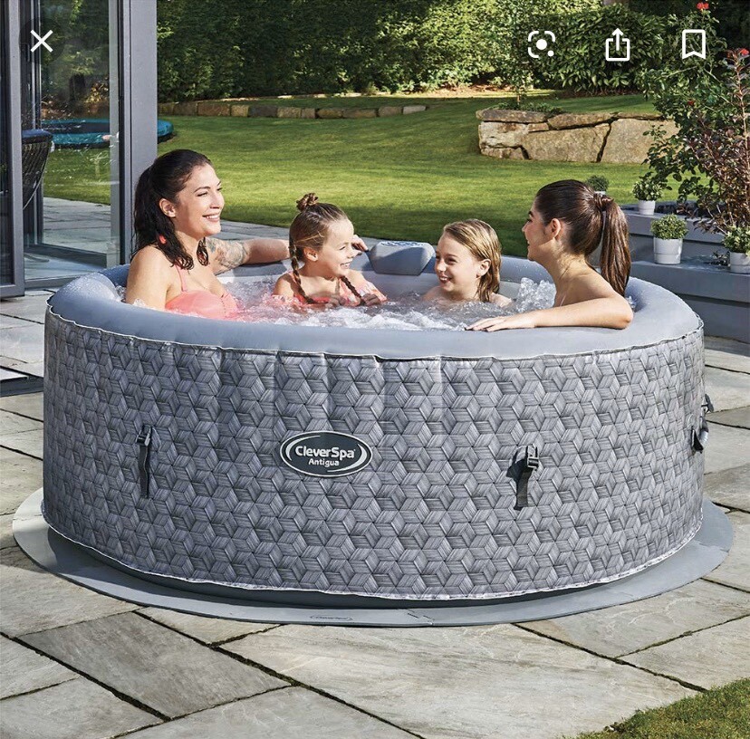 CLEVERSPA ANTIGUA 4 PERSON INFLATABLE HOT TUB in Gillingham, Kent
