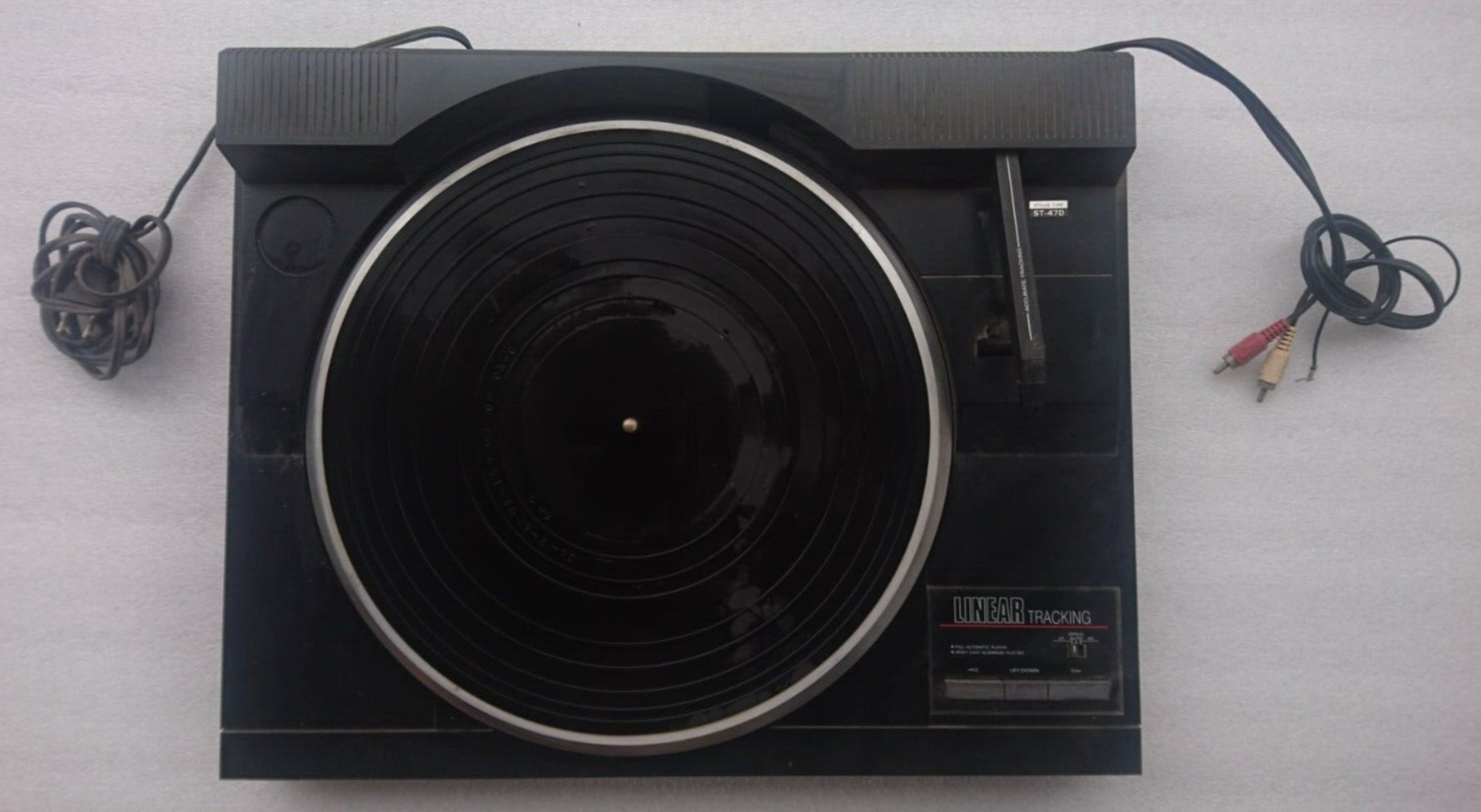 Fisher Model MT-729 Fully Automatic Tracking Turntable