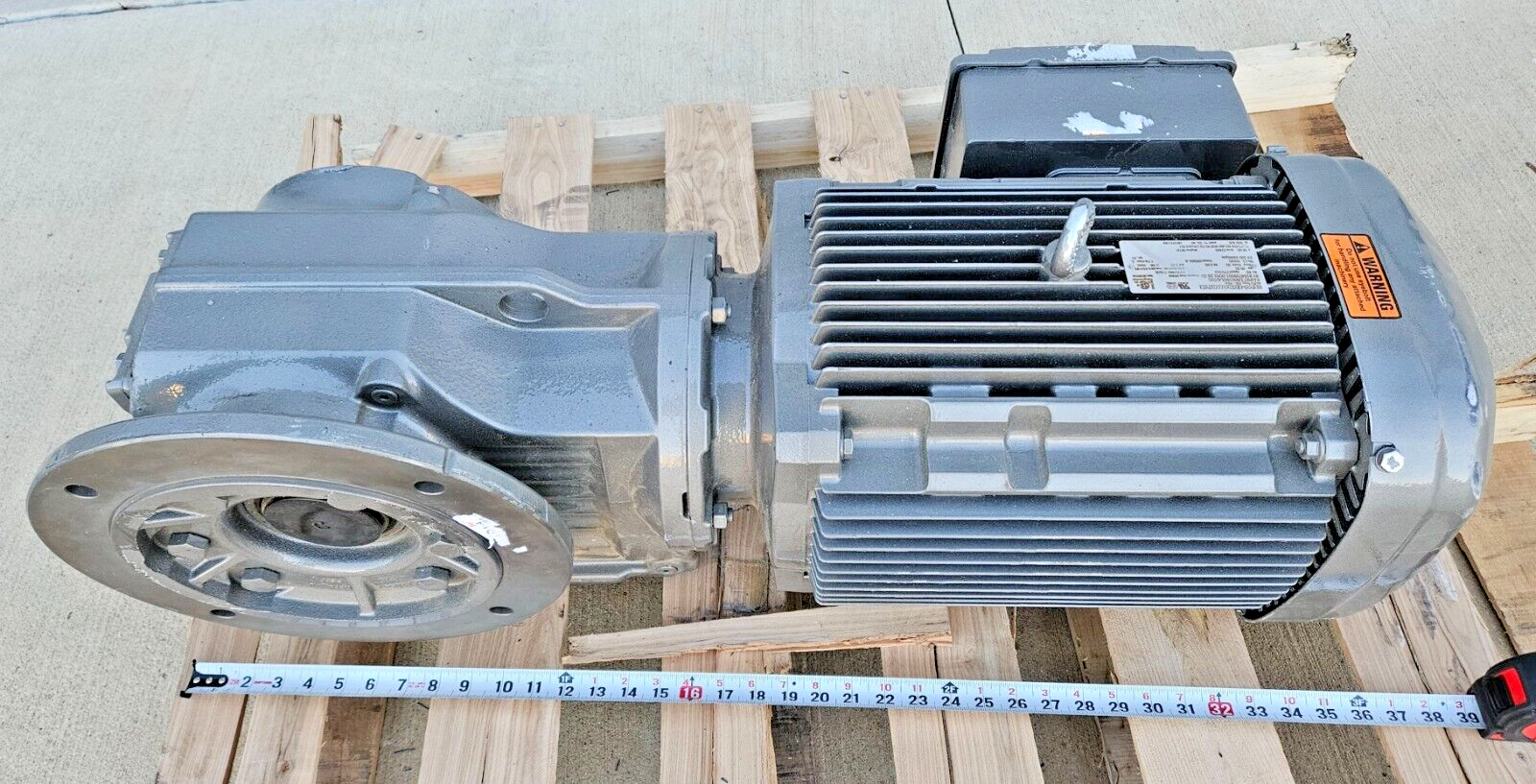 Sew Eurodrive KAF87 DRN160L4/DH Gear Motor Drive / Speed Sew Eurodrive KAF87 DRN160L4/DH Gear Motor Drive / Speed