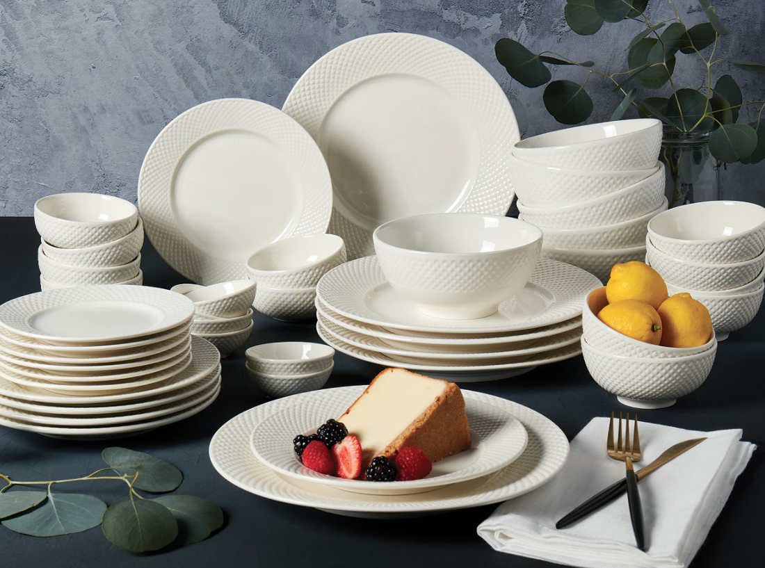 Inspiration by Denmark Amelia 42-pc. Dinner Plate & Bowl Set H1123 Service for 6