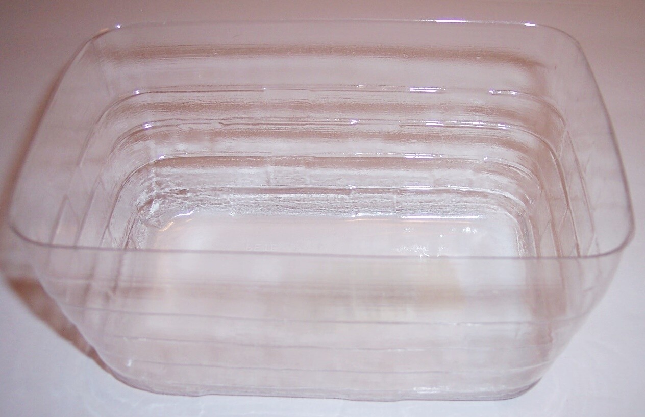 PRE-OWNED Longaberger 1996 Tea Basket Combo Protector Toboso Plaid Liner