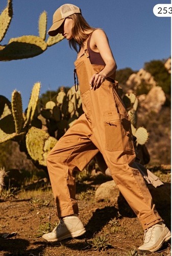 Свободные Люди Передвигаются Вброд С Цельными Карманами-карго на молнии, застегивающимися на коричневую футболку S NWT