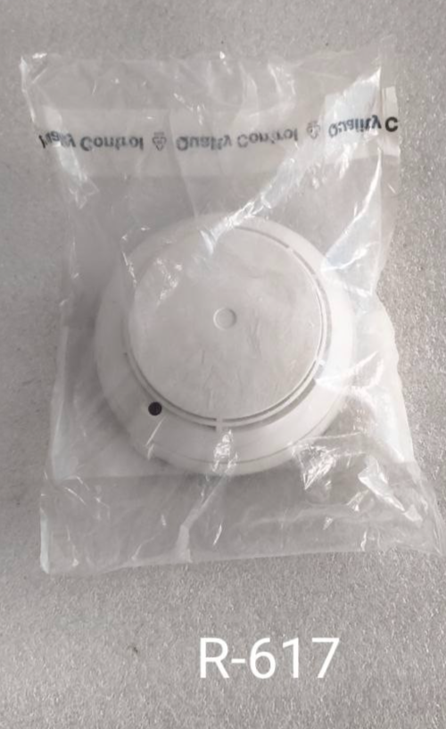 SIEMENS Smoke Detector NEW D01131A FEDEX / DHL