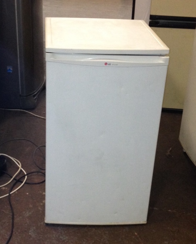 LG Used table top undercounter FRIDGE FREEZER for sale FREE DELIVERY
