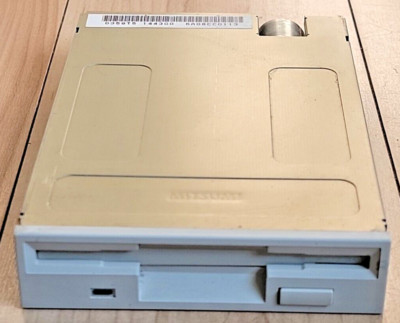 Floppy Disk Drive Newtronics Mitsumi D359T5 3.5  1.44 MB  IDE FDD - TESTED