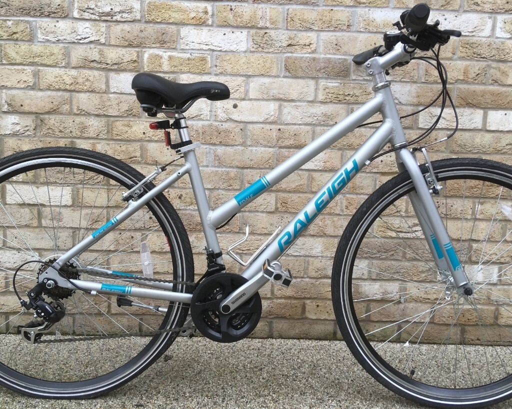 17 inch hybrid bike