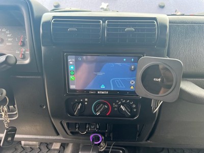 image 5 of interior