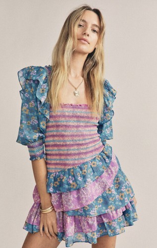 

Loveshackfancy Милое мини-платье из хлопковой вуали с золотыми ярусами и асимметричными оборками, Фиолетовый
