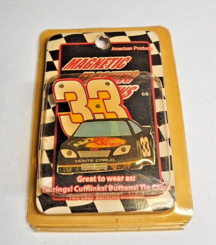 Nascar 33 Monte Carlo Magnetic Flashing Lights Pin