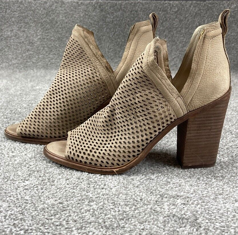Vince camuto kensa hotsell peep toe bootie