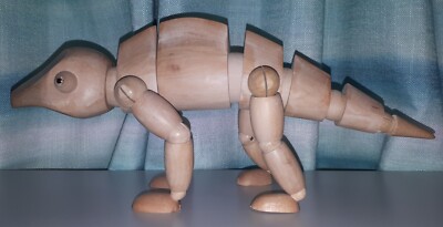 Wooden Positionable Jointed Articulated 12'' Lizard Artist's Mannequin/Manikin