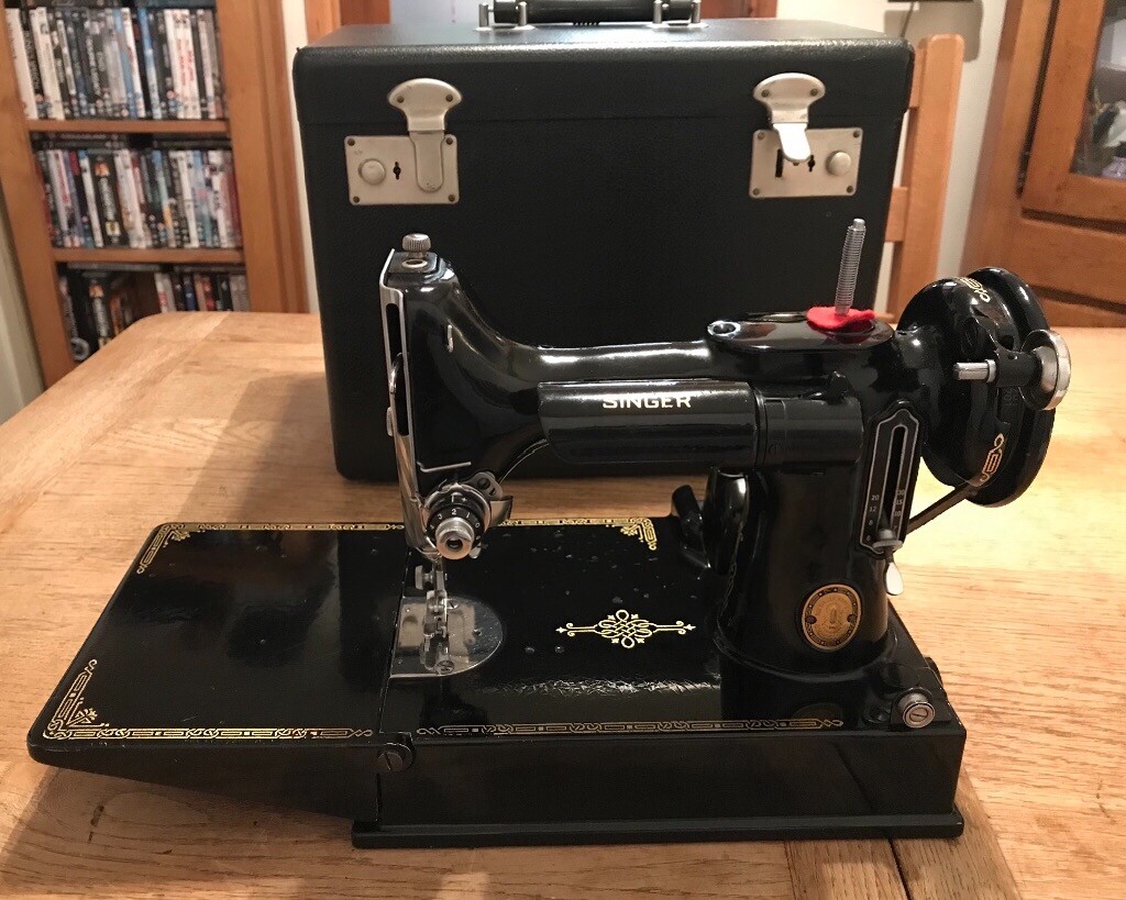 Singer Featherweight 221k 1953 Sewing Machine In Gorleston Norfolk Gumtree